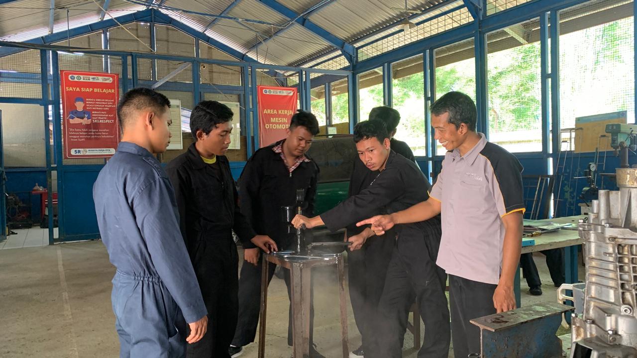 Produktif TKR